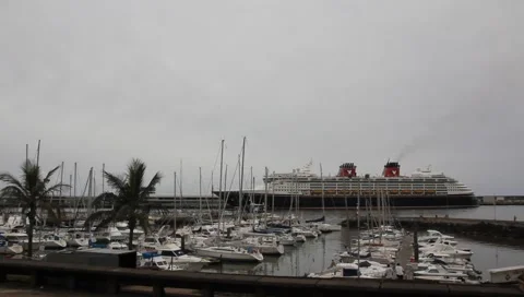 Cruiseship 3196/1 Stock Footage 991867