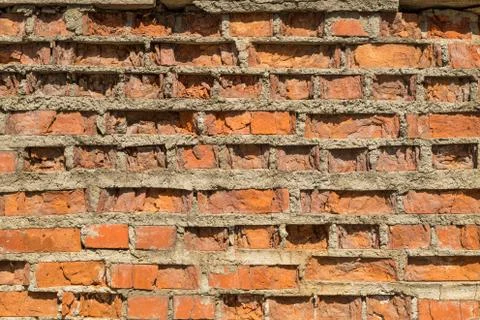 Crumbling brick wall Stock-Fotos