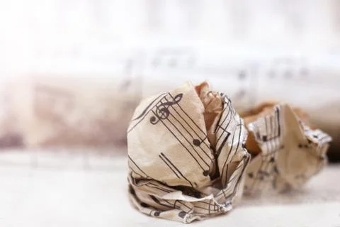 Crumpled musical notes, retro Foto stock