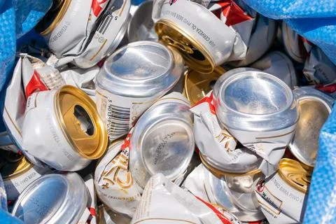 Crushed beer cans. texture or background Foto stock