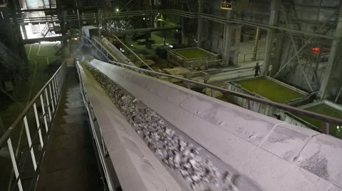Crushing and packing iron Stock Footage 61784914
