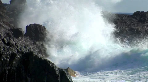 Crushing wave inferno slowmo Vidéo 6022247
