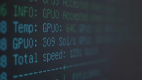 Crypto currency software process of ethereum mining displaying on pc screen Vídeos de archivo 102472182