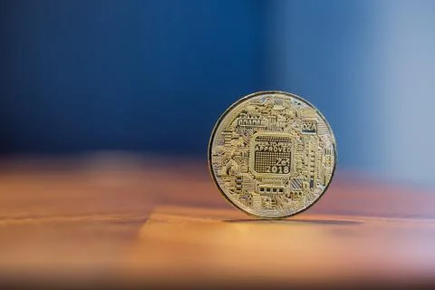 Cryptocurrency electronic sign Bitcoin with background copy space. Foto stock