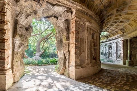 Cryptoporticus (Criptoportico) in the English Garden is one of the most sceni Stock-Fotos