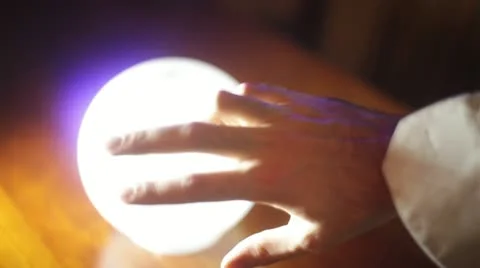 Crystal ball fortune teller Vídeos de archivo 12264627