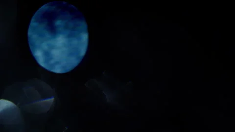 Crystal, bokeh, dazzling light, Large, cold color, Stockbeeldmateriaal 320322237