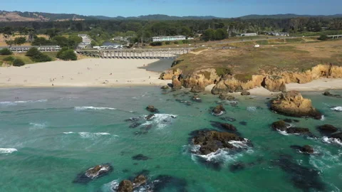 Crystal clear ocean terquoise beaches of Fort Bragg California Stock Footage 152849406