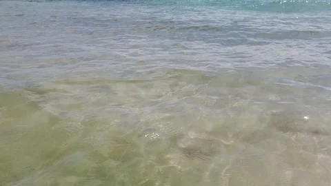 Crystal clear water Vídeo Stock 150929975