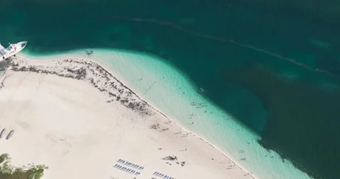 Crystal-clear white sand beach on the Riviera Maya, Cancun, Mexico. Stock Footage 310866214