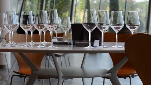 Crystal glasses 스톡 동영상 81464230