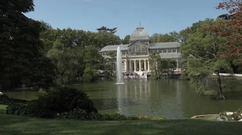 Crystal Palace, Madrid Stock Footage 54612076