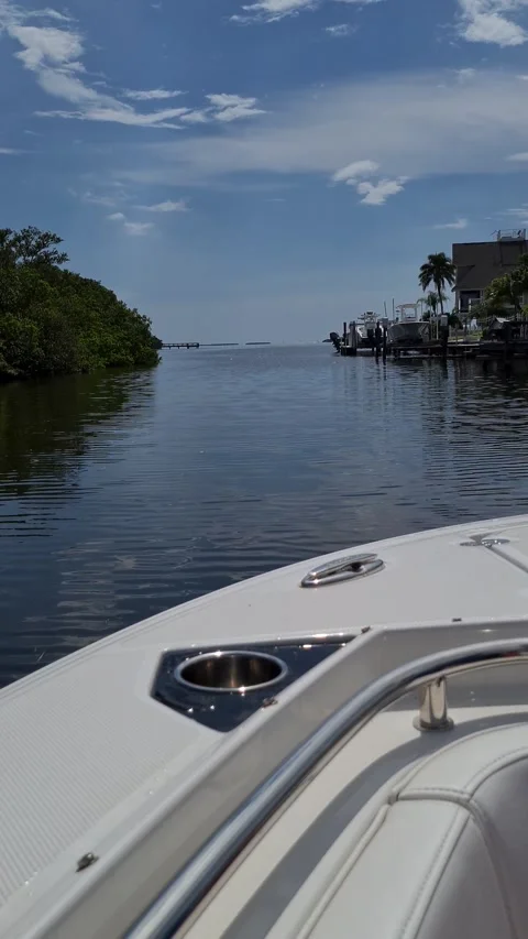 Crystal water. View from a boat 動画素材 229810087