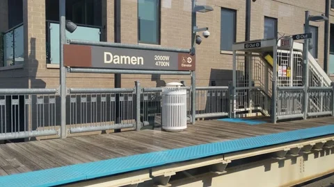 CTA Brown Line Train - Damen 스톡 동영상 165423796