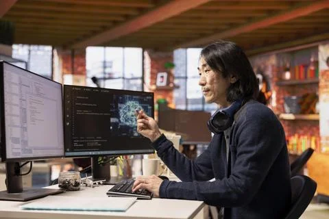 CTO manager in artificial intelligence focused startup coding Foto stock