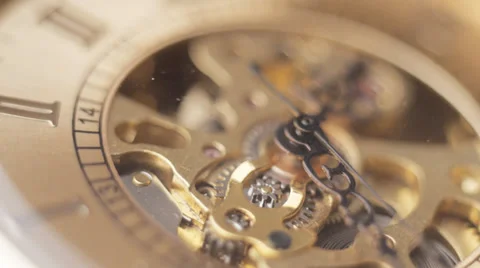 CU antique clock movement and face Stock Footage 33650545