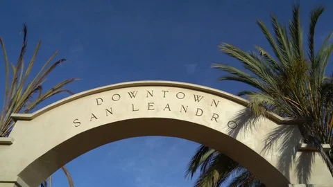 CU Downtown San Leandro Sign 動画素材 84184889