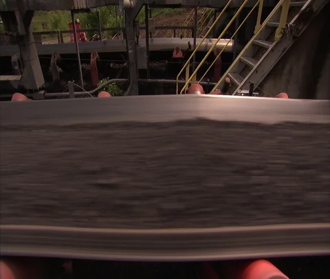 CU moving coal conveyor belt, widen out to MCU moving coal belt Stock Footage 86693941