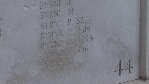 CU Names of the Dead Byrne Names in Menin Gate Memorial in Menin Gate in Ypres Stock-Footage 98187945