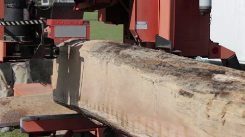 CU portable sawmill blade slices large log Stock Footage 40472050
