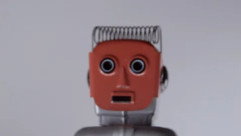 CU Wind-up Tin Toy Robot Face Vídeos de archivo 87613156