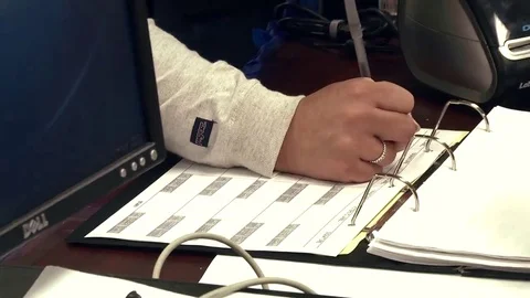 CU to WS login for early voting in 2016 presidential election Toledo Ohio Stock Footage 69095889