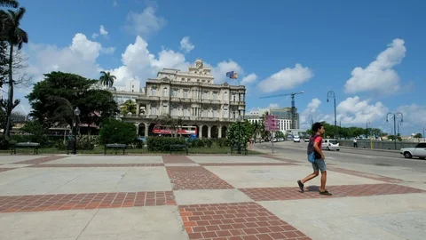 Cuba: Cuban Streets 스톡 동영상 107819571