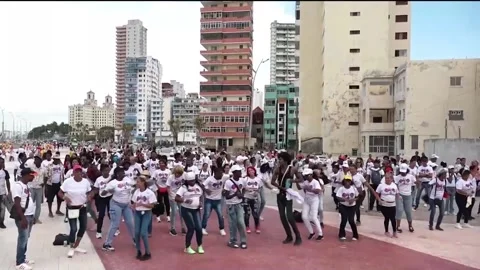 Cubans dance on Havana's Malecón to celebrate summer, La Habana, CU - 06 Jul 202 Stock Footage 312535118