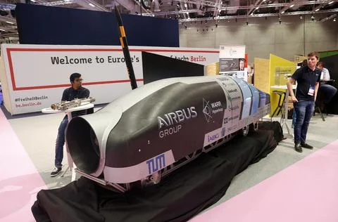 Cube Tech Fair in Berlin, Germany - 10 May 2017 스톡 사진