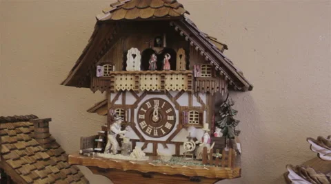 Cuckoo Clock Stock Footage 43793951