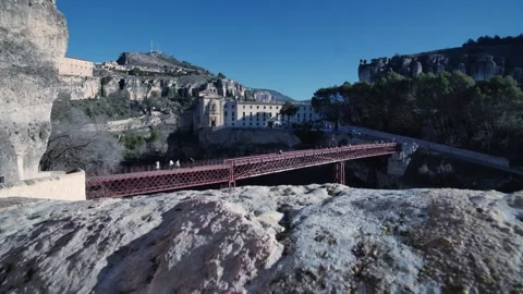 Cuenca hanging houses 库存影片 276153173