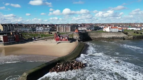 Cullercoats Watch House Stockbeeldmateriaal 253340608