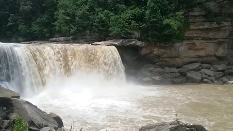 Cumberland Fall in Glorious Slow Motion Video stock 79032554