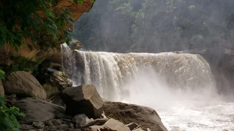 Cumberland Falls Video stock 111932422