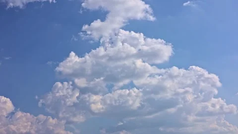 Cumulus cloud cloudscape timelapse. Summer blue sky time lapse. Stock Footage 254703897