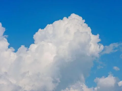 Cumulus clouds background in blue Sky Stock-Fotos