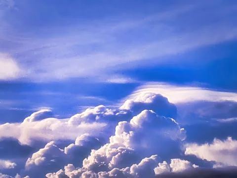 Cumulus clouds in the blue sky Фото
