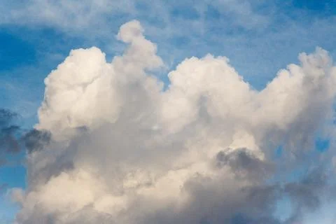 Cumulus Clouds in the blue sky before the storm 스톡 사진