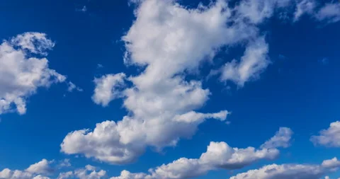 Cumulus clouds flying Stock Footage 128121569