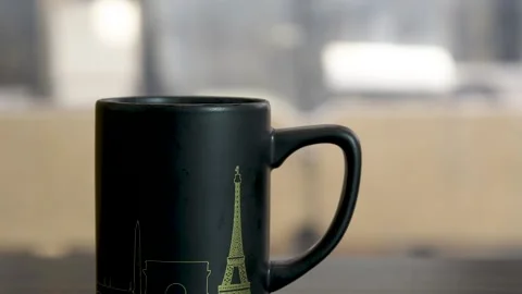 A cup of hot Nescafe Vídeo Stock 153029633