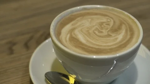 Cup of latte Stock-Footage 101615047