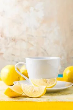 Cup of tea / coffee &amp; lemons Foto stock