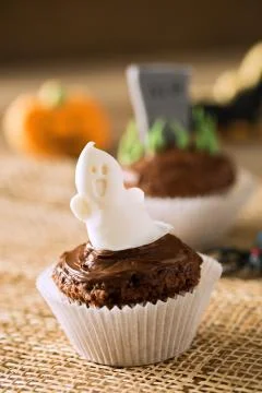 Cupcake ghost cookie close up Stock-Fotos