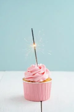 Cupcake with sparkler Foto stock