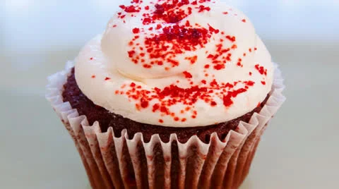 Cupcake zoom out Stock Footage 26306578