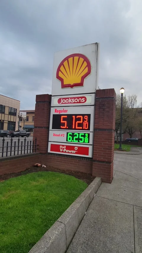 Current Shell gas station raised prices sign in Portland, OR USA due to Iran war Stock Footage 331904235
