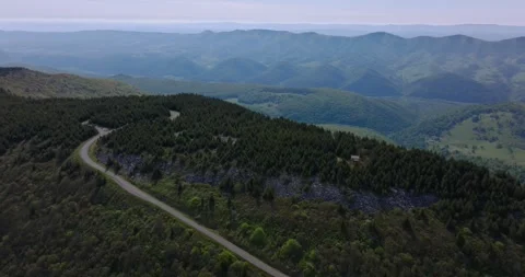 Curving Forest Road Spruce Knob Aerial Stockbeeldmateriaal 328388929
