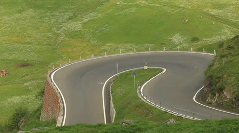 Curvy road with motor cycle Vidéo 24815739