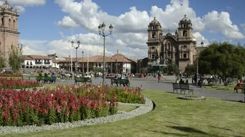 Cusco cuzco peru main square at cathedral church and la compania south americ Vídeos de archivo 11118484