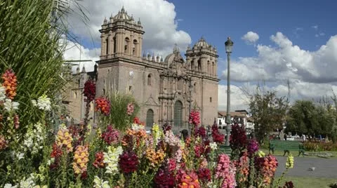 Cusco cuzco peru main square at cathedral church with flowers south america 動画素材 11118569